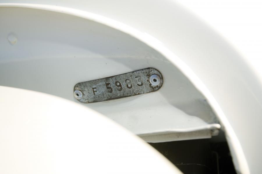  Jaguar XK120 Roadster White 1953 года  (фото 30 из 39)